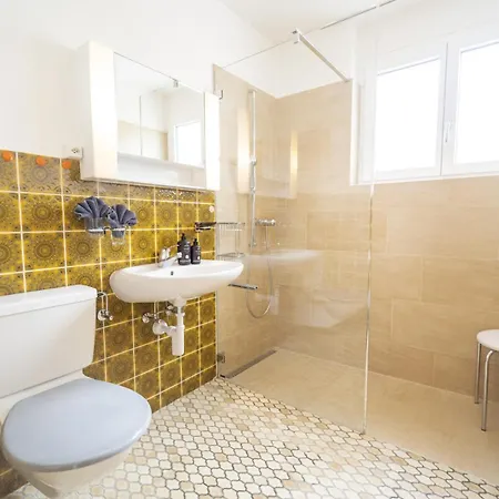 True 22 Apartment Scuol